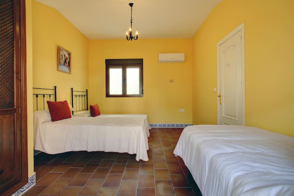 Apartamento Duplex Centro Con Garaje Gratuito Ronda Esterno foto